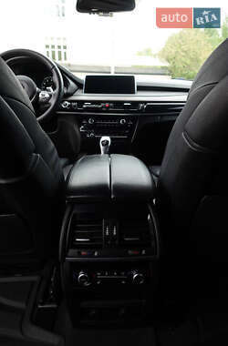 Позашляховик / Кросовер BMW X5 2015 в 