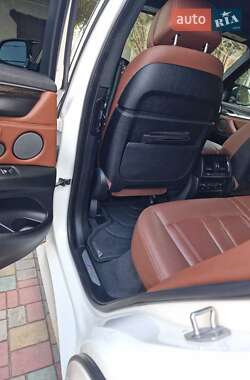 Позашляховик / Кросовер BMW X5 2018 в 