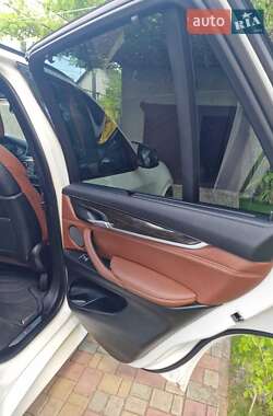 Позашляховик / Кросовер BMW X5 2018 в 