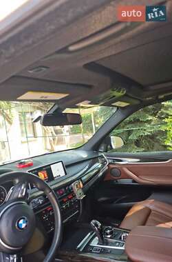 Позашляховик / Кросовер BMW X5 2018 в 