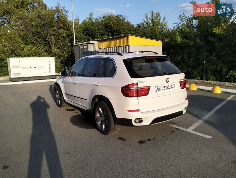 Позашляховик / Кросовер BMW X5 2013 в Василькові фото 4 Позашляховик / Кросовер BMW X5 2013 в Василькові