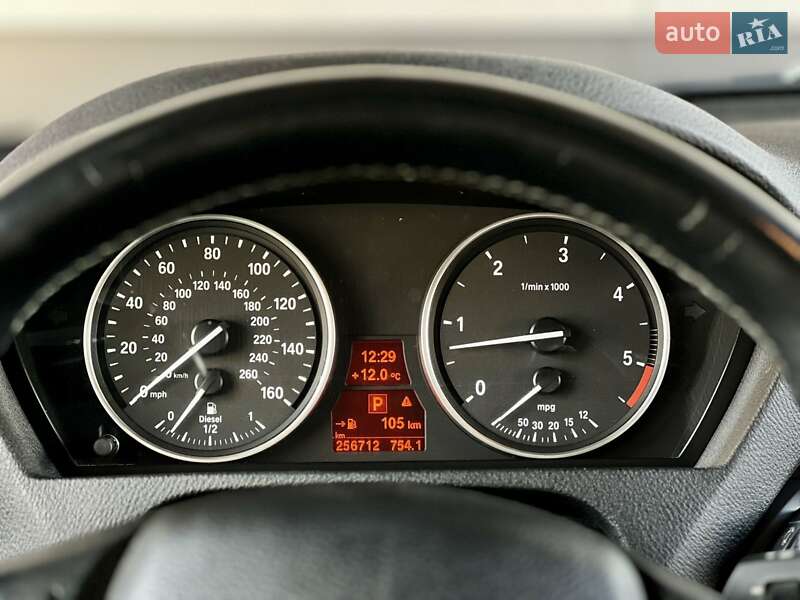 Внедорожник / Кроссовер BMW X5 2012 в Луцке