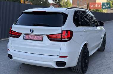 Позашляховик / Кросовер BMW X5 2016 в 