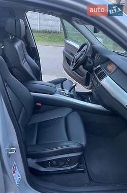 Позашляховик / Кросовер BMW X5 2009 в 