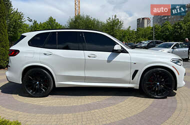 Внедорожник / Кроссовер BMW X5 2022 в 