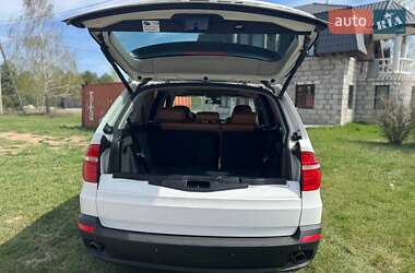 Позашляховик / Кросовер BMW X5 2009 в 