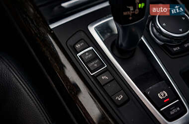 Внедорожник / Кроссовер BMW X5 2015 в 