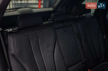 Внедорожник / Кроссовер BMW X5 2015 в 