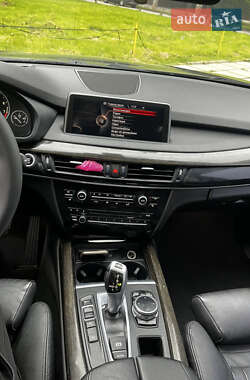 Позашляховик / Кросовер BMW X5 2014 в 