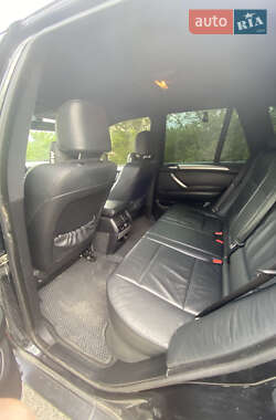 Позашляховик / Кросовер BMW X5 2003 в 