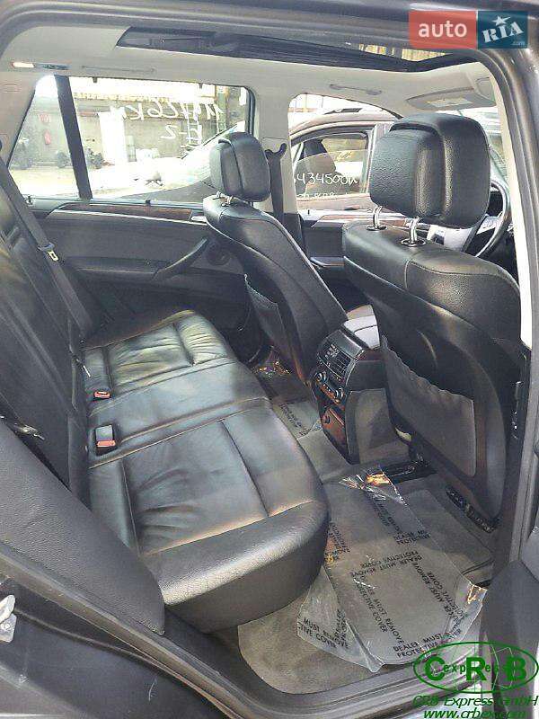 Внедорожник / Кроссовер BMW X5 2011 в Каменец-Подольском