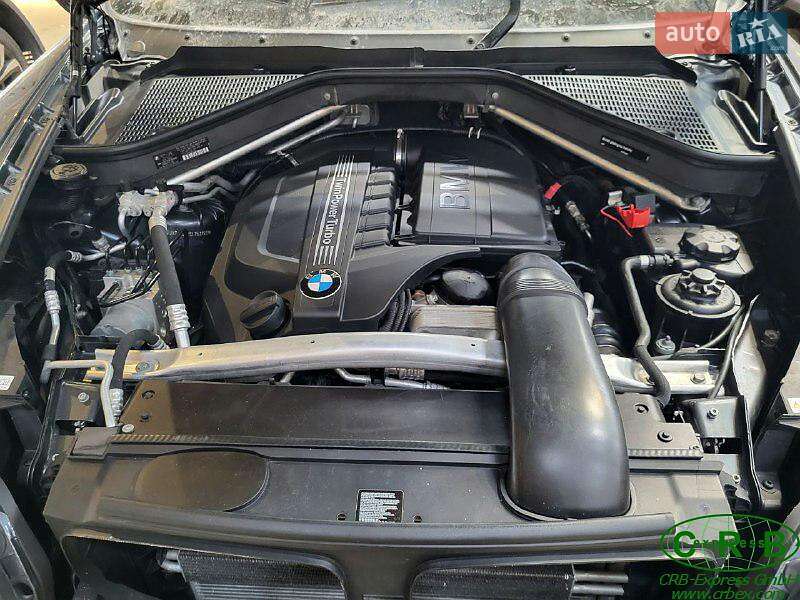 Внедорожник / Кроссовер BMW X5 2011 в Каменец-Подольском