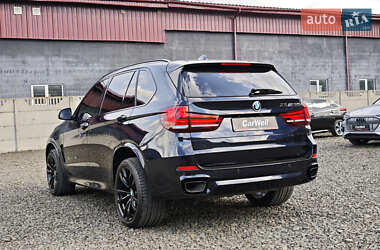 Позашляховик / Кросовер BMW X5 2016 в 