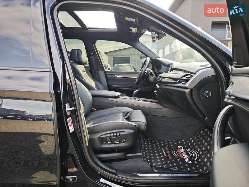 Внедорожник / Кроссовер BMW X5 2016 в Луцке