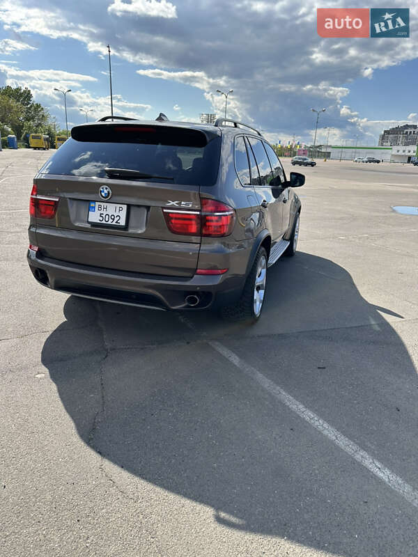 Внедорожник / Кроссовер BMW X5 2010 в Одессе