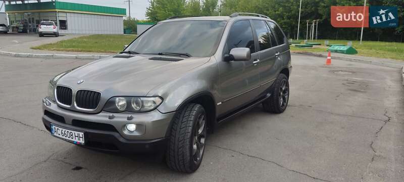 Позашляховик / Кросовер BMW X5 2004 в 
