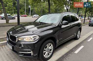 Позашляховик / Кросовер BMW X5 2016 в 