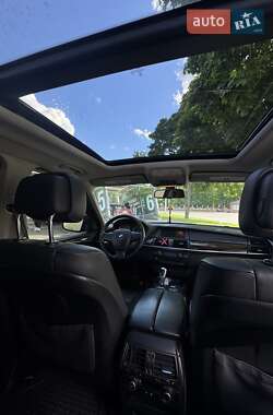 Позашляховик / Кросовер BMW X5 2010 в 