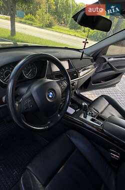 Позашляховик / Кросовер BMW X5 2010 в 