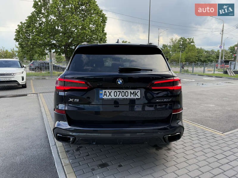 Внедорожник / Кроссовер BMW X5 2022 в Харькове