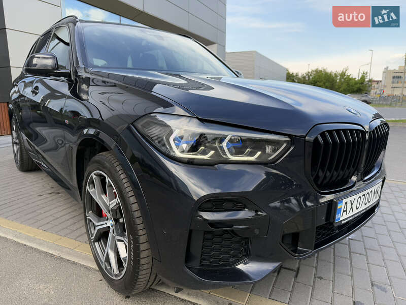 Внедорожник / Кроссовер BMW X5 2022 в Харькове