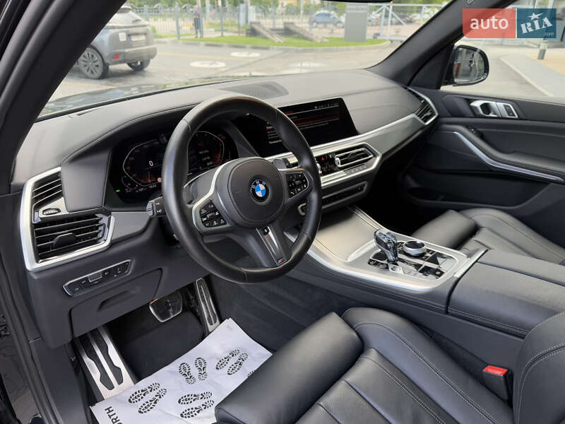 Внедорожник / Кроссовер BMW X5 2022 в Харькове