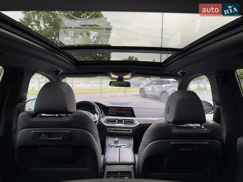Внедорожник / Кроссовер BMW X5 2022 в Харькове