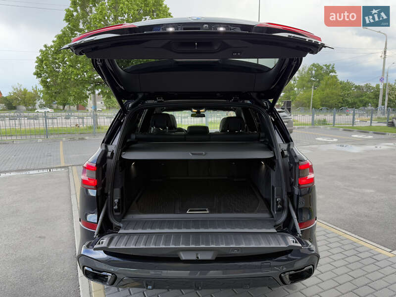 Внедорожник / Кроссовер BMW X5 2022 в Харькове
