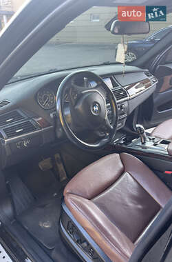 Позашляховик / Кросовер BMW X5 2012 в 