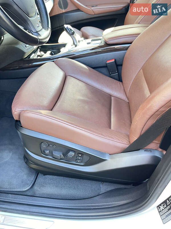 Внедорожник / Кроссовер BMW X5 2010 в Измаиле