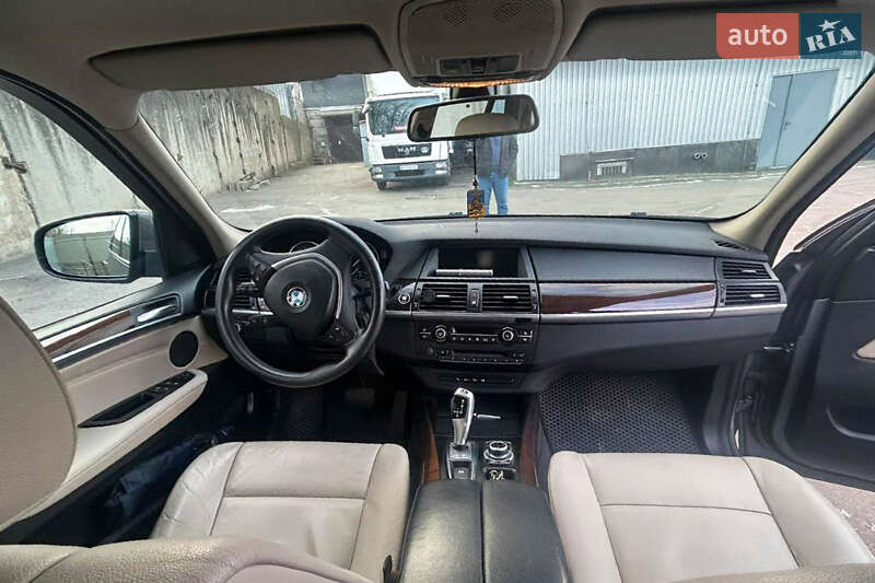 Внедорожник / Кроссовер BMW X5 2011 в Виннице
