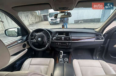 Внедорожник / Кроссовер BMW X5 2011 в 