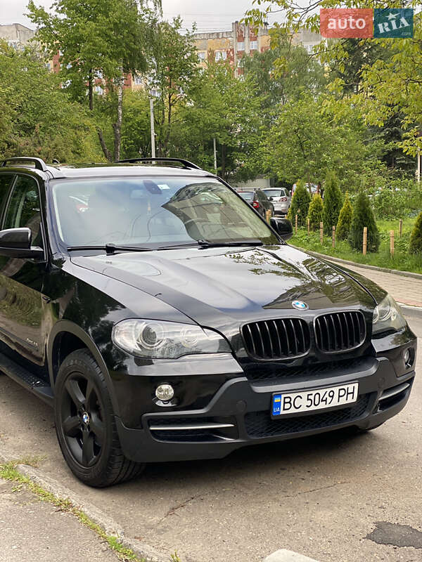 Внедорожник / Кроссовер BMW X5 2009 в 