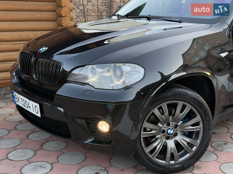 Внедорожник / Кроссовер BMW X5 2010 в Вараше
