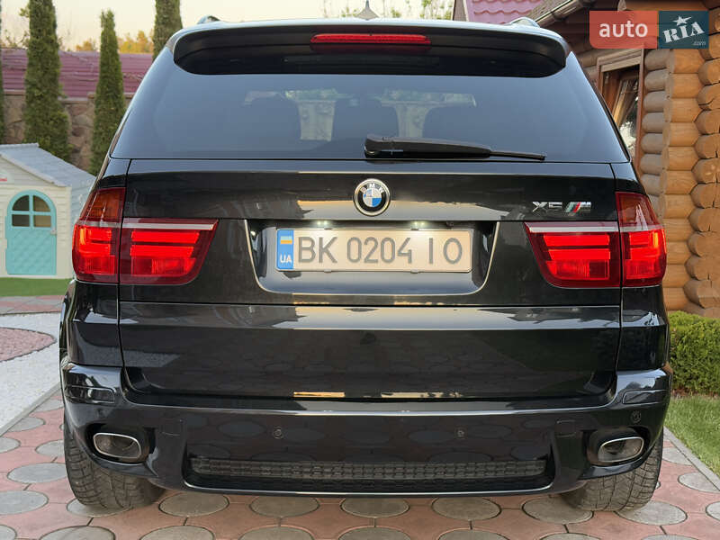Внедорожник / Кроссовер BMW X5 2010 в Вараше