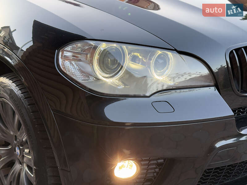 Внедорожник / Кроссовер BMW X5 2010 в Вараше