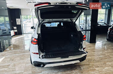 Позашляховик / Кросовер BMW X5 2023 в 