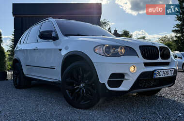Позашляховик / Кросовер BMW X5 2010 в 