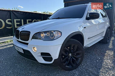 Позашляховик / Кросовер BMW X5 2010 в 