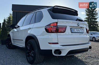 Позашляховик / Кросовер BMW X5 2010 в 