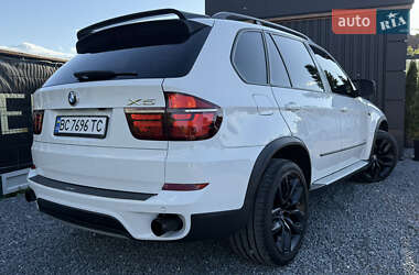 Позашляховик / Кросовер BMW X5 2010 в 