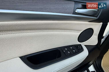 Позашляховик / Кросовер BMW X5 2010 в 