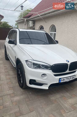 Внедорожник / Кроссовер BMW X5 2014 в 