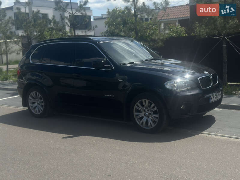 Внедорожник / Кроссовер BMW X5 2012 в 