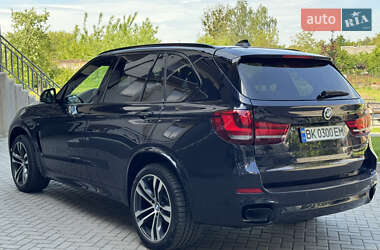 Внедорожник / Кроссовер BMW X5 2015 в 