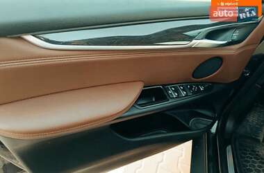 Внедорожник / Кроссовер BMW X5 2015 в 