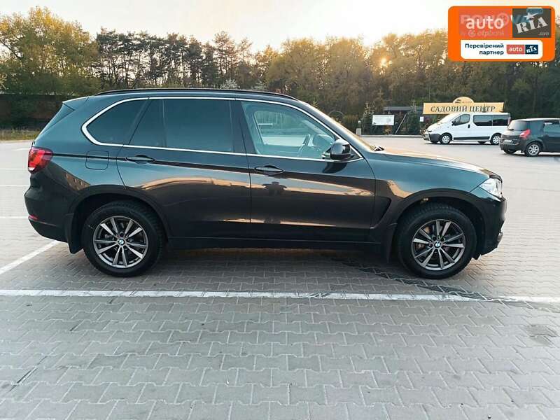 Внедорожник / Кроссовер BMW X5 2015 в Чернигове