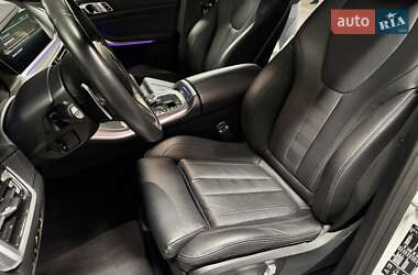 Внедорожник / Кроссовер BMW X5 2022 в 