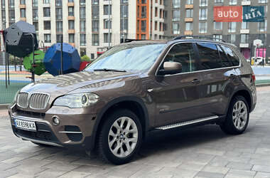 Внедорожник / Кроссовер BMW X5 2012 в 