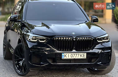 Позашляховик / Кросовер BMW X5 2021 в 